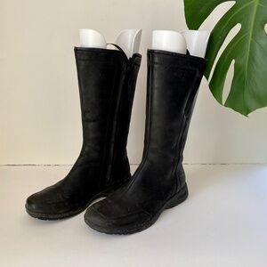 TEVA Capistrano Boots Black Waterproof Leather Boots size 7